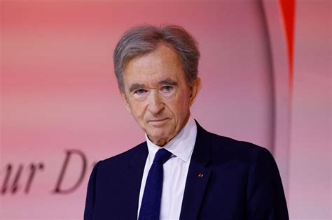 gucci bernard arnault|is gucci still family owned.